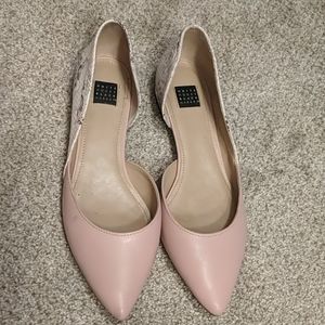 Adorable flats